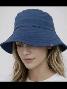 TRAVIS MATHEW Hat Womens OS Blue Twill Seaview Bucket Fishermans Boat Golf NWT